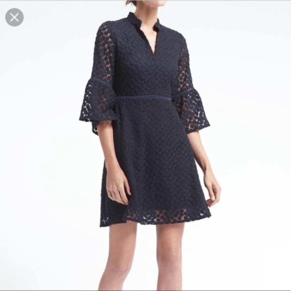 Banana Republic Navy Floral bell sleeve dress. 6P
